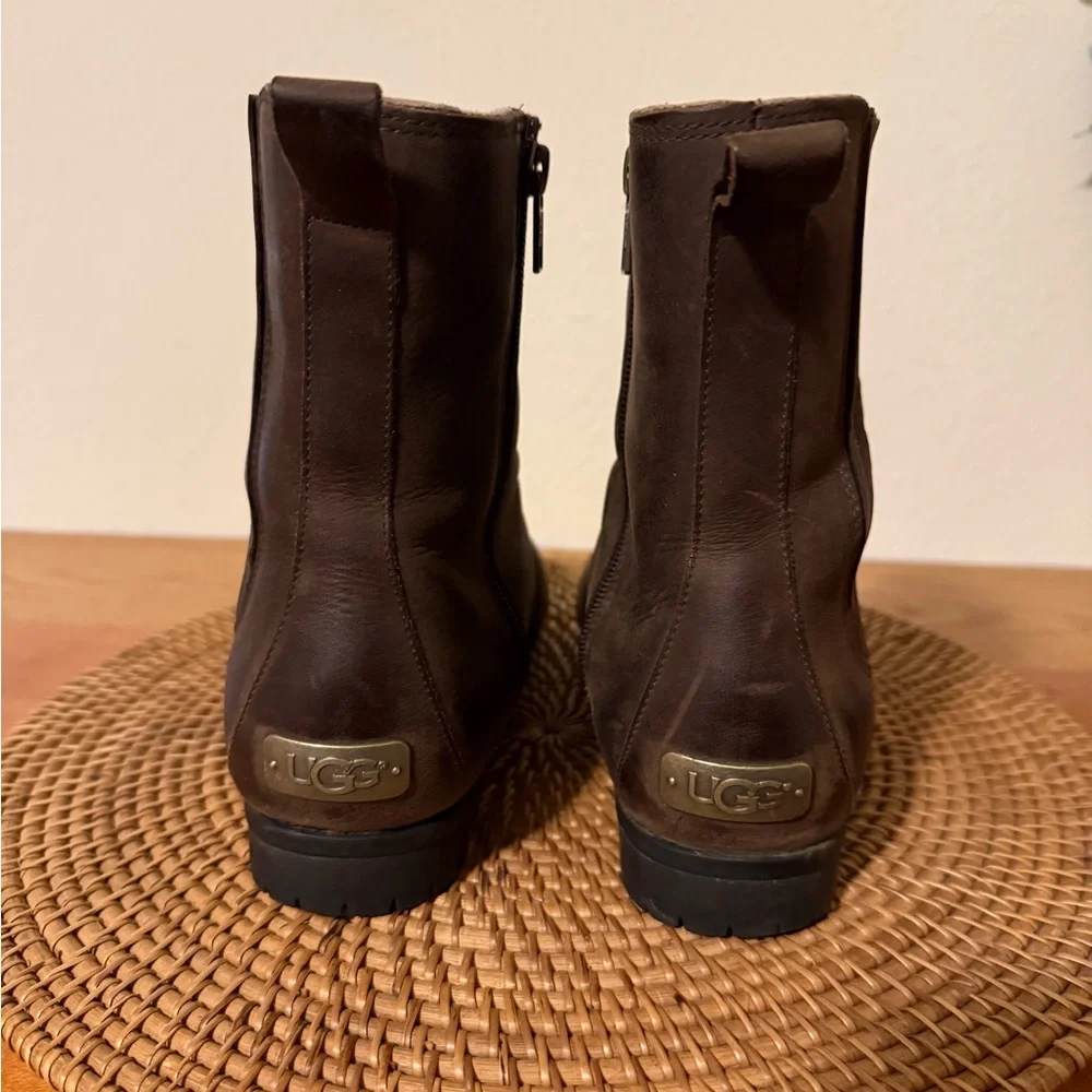 UGG Women's Brown Leather‎ Ramos Sheep skin Winter Boots
